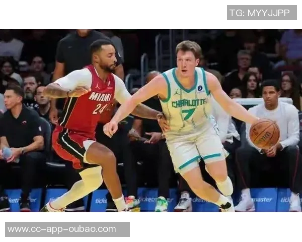 34号秀卡尔克布伦纳表现出色7投5中贡献10分5篮板4盖帽展现即战力